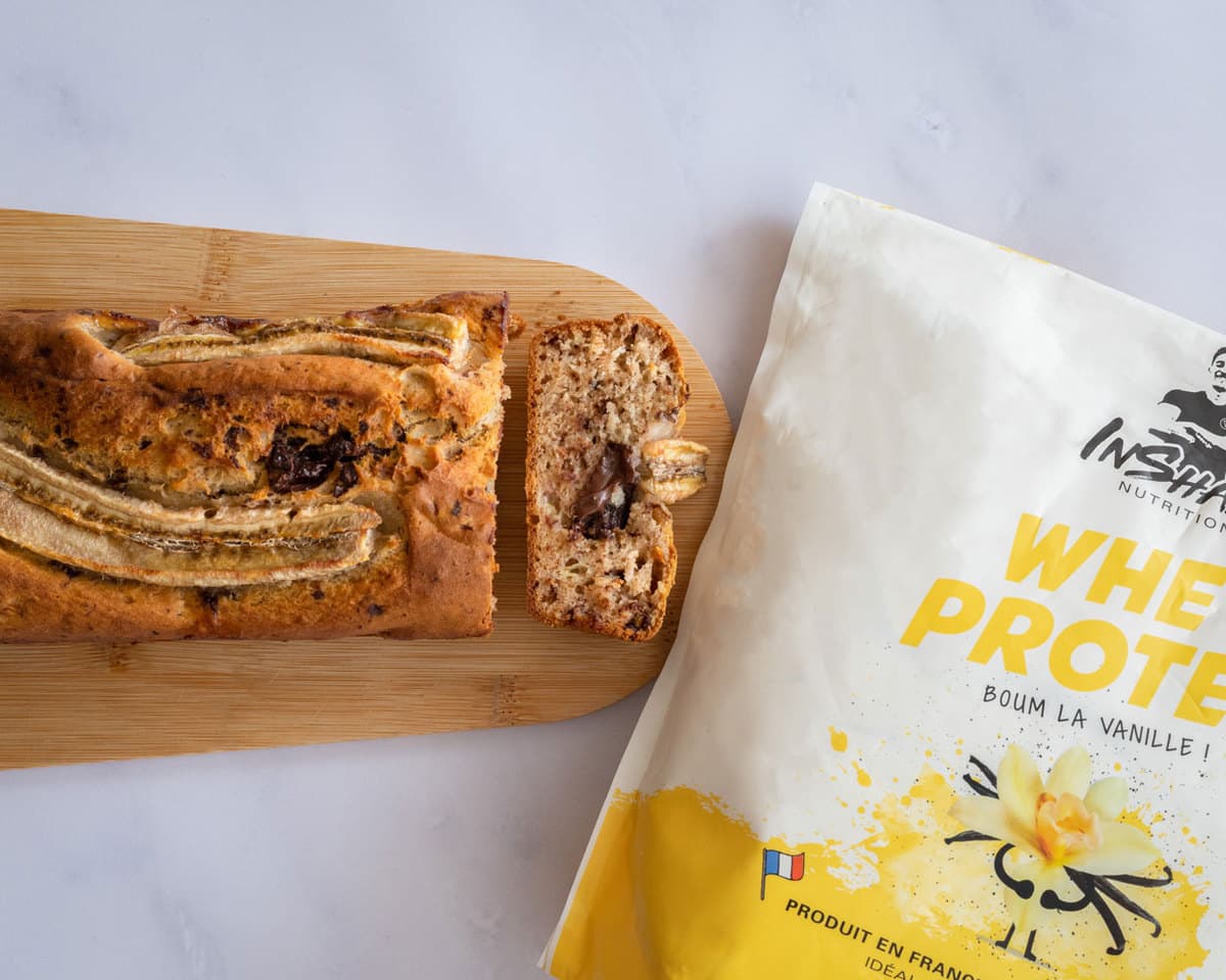 Pão de banana proteico